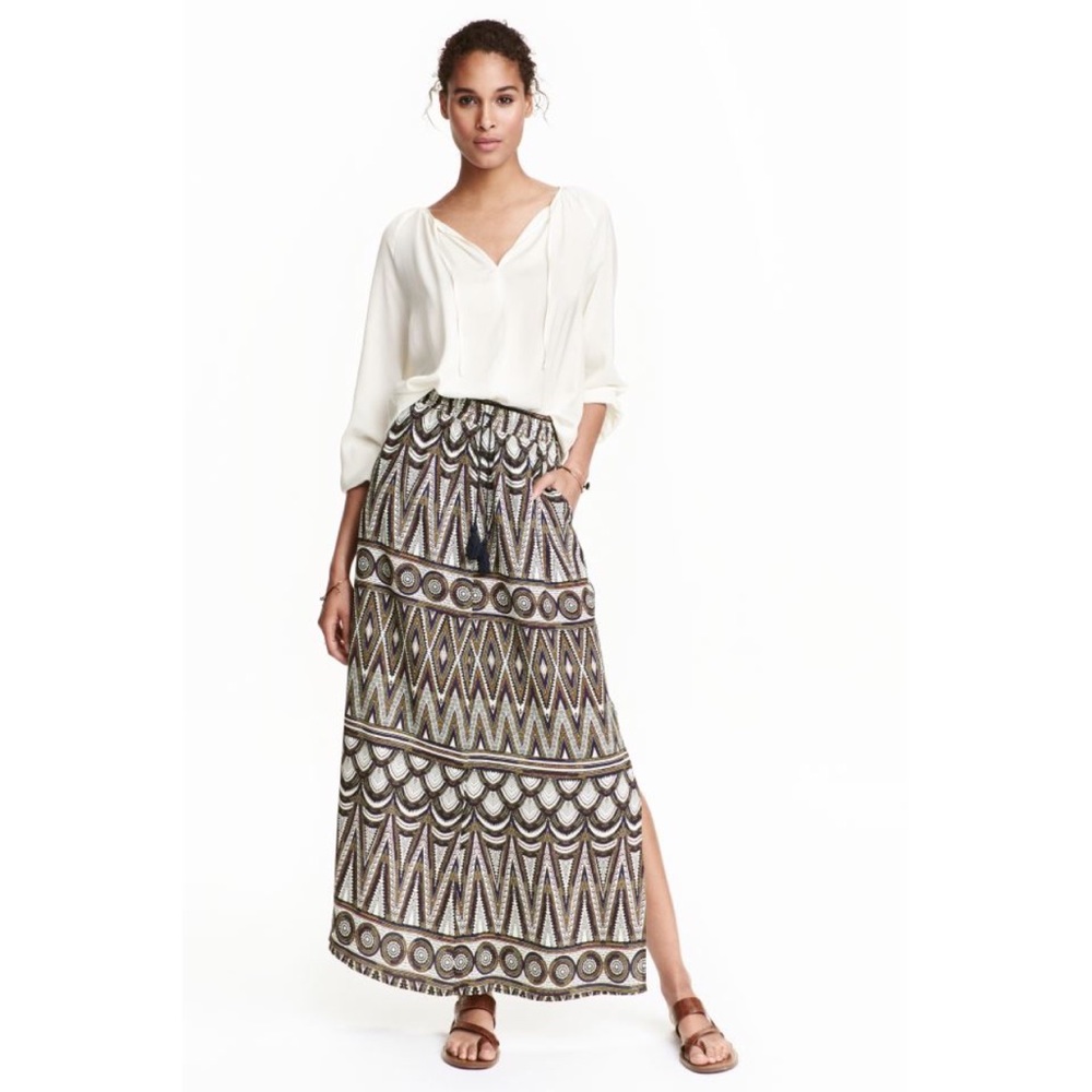 H&M | Crinkled Skirt